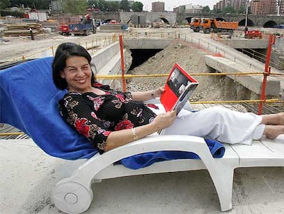 Inés Sabanés, en las obras de la M-30 madrileña.