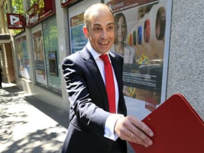 Benjam&iacute;n Mart&iacute;n Vasco, en julio de 2012, a su salida de la Audiencia Nacional.