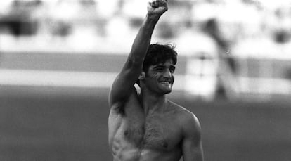 Javier García Chico celebra la medalla de bronce en los Juegos de 1992.