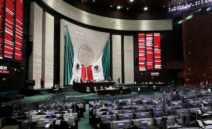 El pleno de la cámara de los diputados de México.