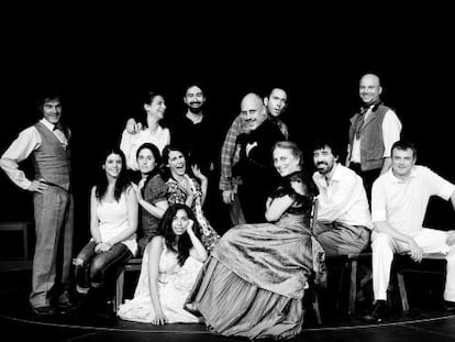 El elenco de 'Doña Perfecta', el montaje dirigido por Ernesto Caballero a partir de la novela de Pérez Galdós.