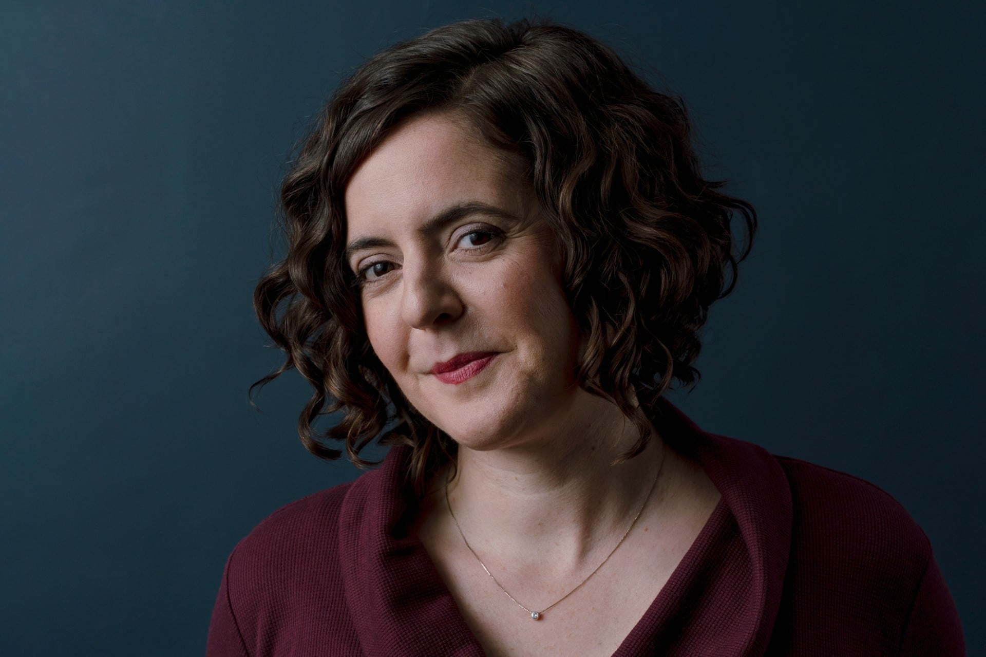 Chelsea Conaboy descubrió que muchas de las creencias que tenía asumidas sobre la maternidad no coincidían con lo que estaba viviendo.