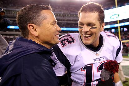 Alex Guerrero y Tom Brady.