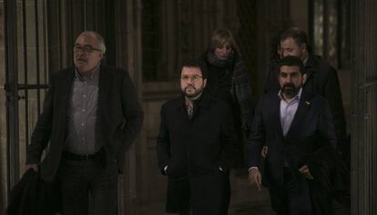 El 'vicepresident' Pere Aragones (centro), junto a otros consejeros de Esquerra Republicana.