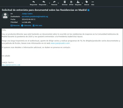 Captura de pantalla de un correo enviado por el documentalista Juanjo Castro a la secretaría de la presidenta madrileña, Isabel Díaz Ayuso.