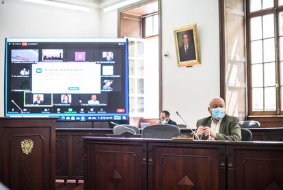 Julián Gallo, también conocido como Carlos Antonio Lozada, en la Comisión Primera del Congreso de Colombia.