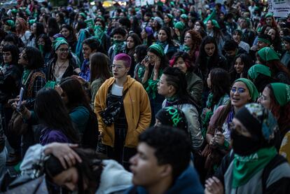 Países europeos contemplan la interrupción voluntaria hasta la semana 12, como Francia, o la 14, como España. 