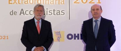 El presidente de OHL, Luis Amodio, junto al CEO José Antonio Fernández Gallar.