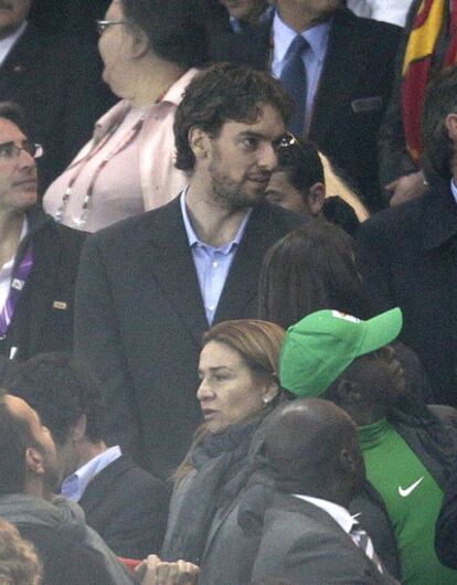 Pau Gassol en la tribuna minutos antes del comienzo de la final