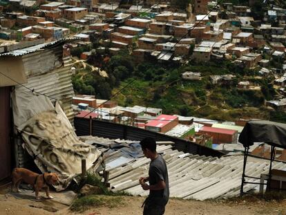 Viviendas en las afueras de Bogotá.