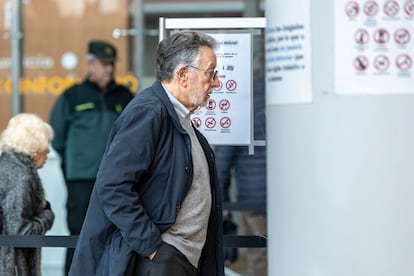 El exvicealcalde Alfonso Grau en un tribunal de Valencia, el pasado febrero.