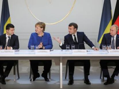 La cumbre de los líderes ruso y ucranio con Macron y Merkel debate salidas a la última guerra europea