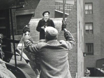 Cada foto de Vivian Maier mergulha no segredo dela, em vez de dissipá-lo.