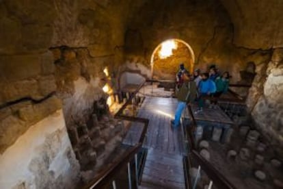 Interior de las ruinas de la histórica ciudadela de Masada, en el desierto de Judea (Israel).