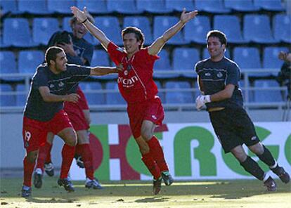 Pachón celebra uno de sus cinco goles en el Heliodoro Rodríguez López.