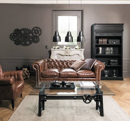 En Maisons du Monde se pueden encontrar sofás Chester desde 290 a 1.990 euros.