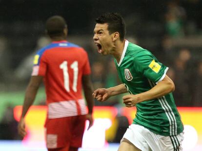 Lozano celebra su gol. 