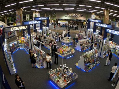 Aspecto que ofrecía uno de los pabellones de la Feria Internacional del Libro de Guadalajara en 2019.