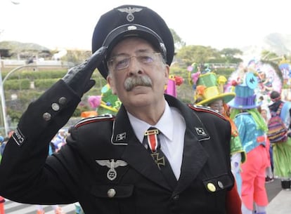 Juanjo Gastañazatorre, durante el desfile en los Carnavales de Santa Cruz de Tenerife.