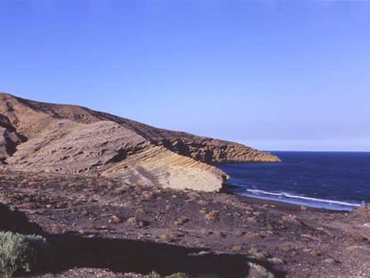 Espacio natural protegido de Montaña Pelada, donde se construirá el puerto industrial.