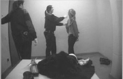 La joven rusa Elena Podvigina, detenida y agredida por dos mossas en la comisar&iacute;a de Les Corts.