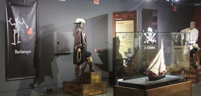 Una de las salas de exposiciones dedicada a la piratería en el Museo Marítimo. 