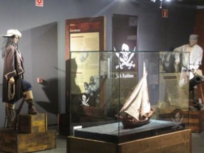 Una de las salas de exposiciones dedicada a la piratería en el Museo Marítimo. 