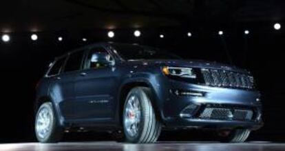 Vista de una camioneta Jeep Cherokee SRT. EFE/Archivo