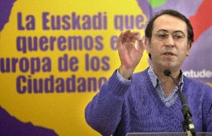 Nicolás Redondo, secretario general de los socialistas vascos, ayer en un acto preelectoral en Bilbao.