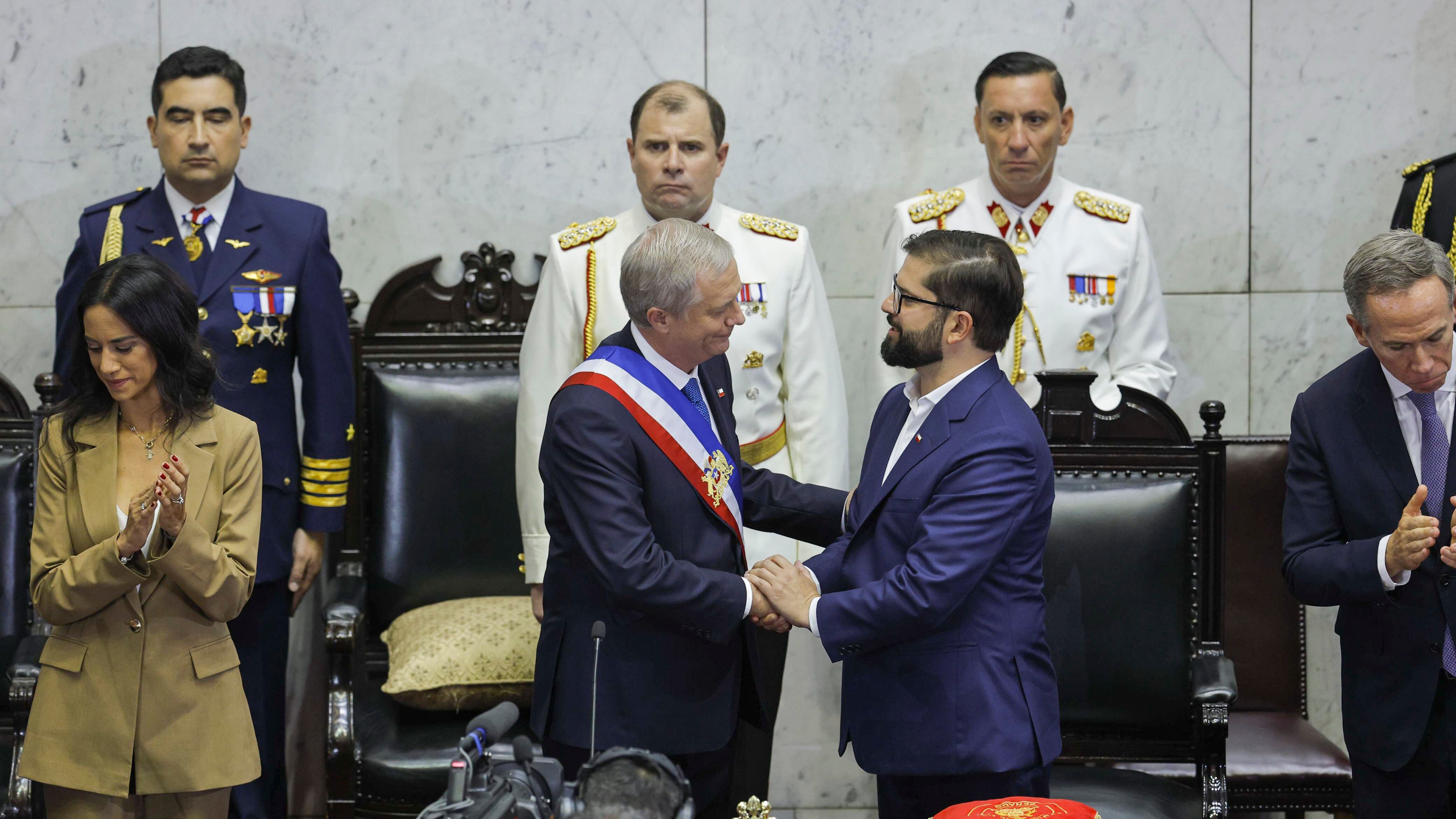 José Antonio Kast asume la presidencia de Chile en el Congreso de Valparaíso.