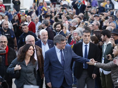 Carles Puigdemont, a su llegada, el jueves, al acto de Junts en Elna (sur de Francia).