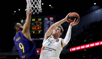 Doncic supera a Hanga