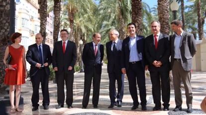 Alfredo P&eacute;rez Rubalcaba, junto a los dirigentes socialistas de Valencia, Murcia, Andaluc&iacute;a, Catalu&ntilde;a y Baleares.