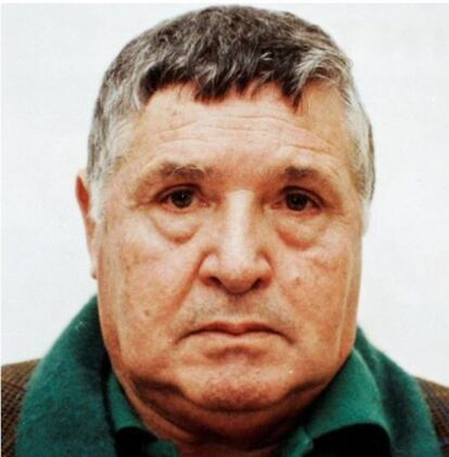Foto de Salvatore 'Totò' Riina, tras ser arrestado por la policía en 1993.