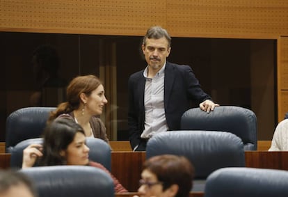 El exportavoz de Podemos, Jos&eacute; Manuel L&oacute;pez, en el pleno de la Asamblea de Madrid.