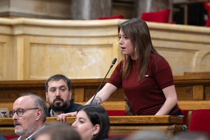 La diputada de la CUP, Laura Vega, durante la sesión de control al Govern este 9 de abril de 2025 en el Parlament.