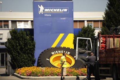 Entrada principal de Michelin en Vitoria