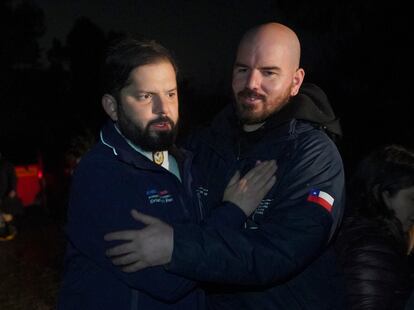 Gabriel Boric junto a Giorgio Jackson, en junio de 2023.