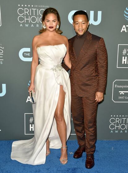 Chrissy Teigen y John Legend, también presentes en la edición 24 de los Critics' Choice Awards.