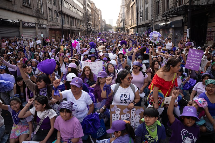 Las imágenes de la marcha por el Día Internacional de la Mujer en ...