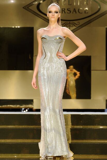  

	
		Atelier Versace primavera-verano 2012