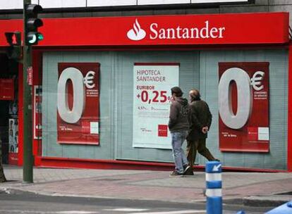 Santander ha puesto en marcha nuevas medidas para lograr una mayor eficiencia en todas sus oficinas.