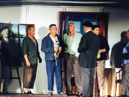 Puesta en escena de <i>A fiestra valdeira</i> en 2006, en el 25º aniversario de la muerte de Rafael Dieste.