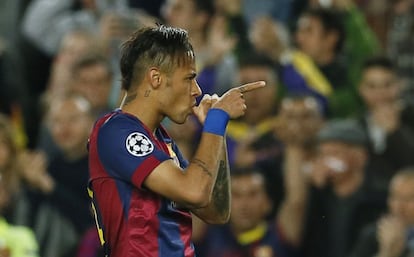 Neymar celebra el primer gol del partit.