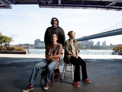 Ira Kaplan, James McNew y Georgia Hubley, integrantes de Yo la Tengo.