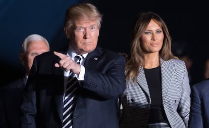 Melania y Donald Trump, en la última aparición pública de la Primera Dama estadounidense antes de su operación de riñón, en Maryland, el 10 de mayo de 2018.