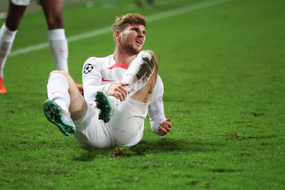 Werner cae lesionado en el partido de Champions ante el Shakhtar Donetsk, el pasado miércoles.