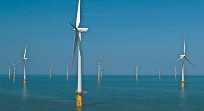 Un parque de aerogeneradores, en el Mar del Norte.  