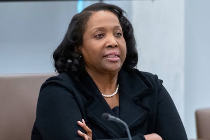 La gobernadora de la Reserva Federal estadounidense Lisa Cook.
