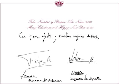 La felicitación firmada por don Felipe, doña Letizia, la princesa Leonor y la infanta Sofía.